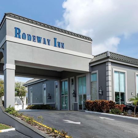 Rodeway Inn New Port Richey Bagian luar foto