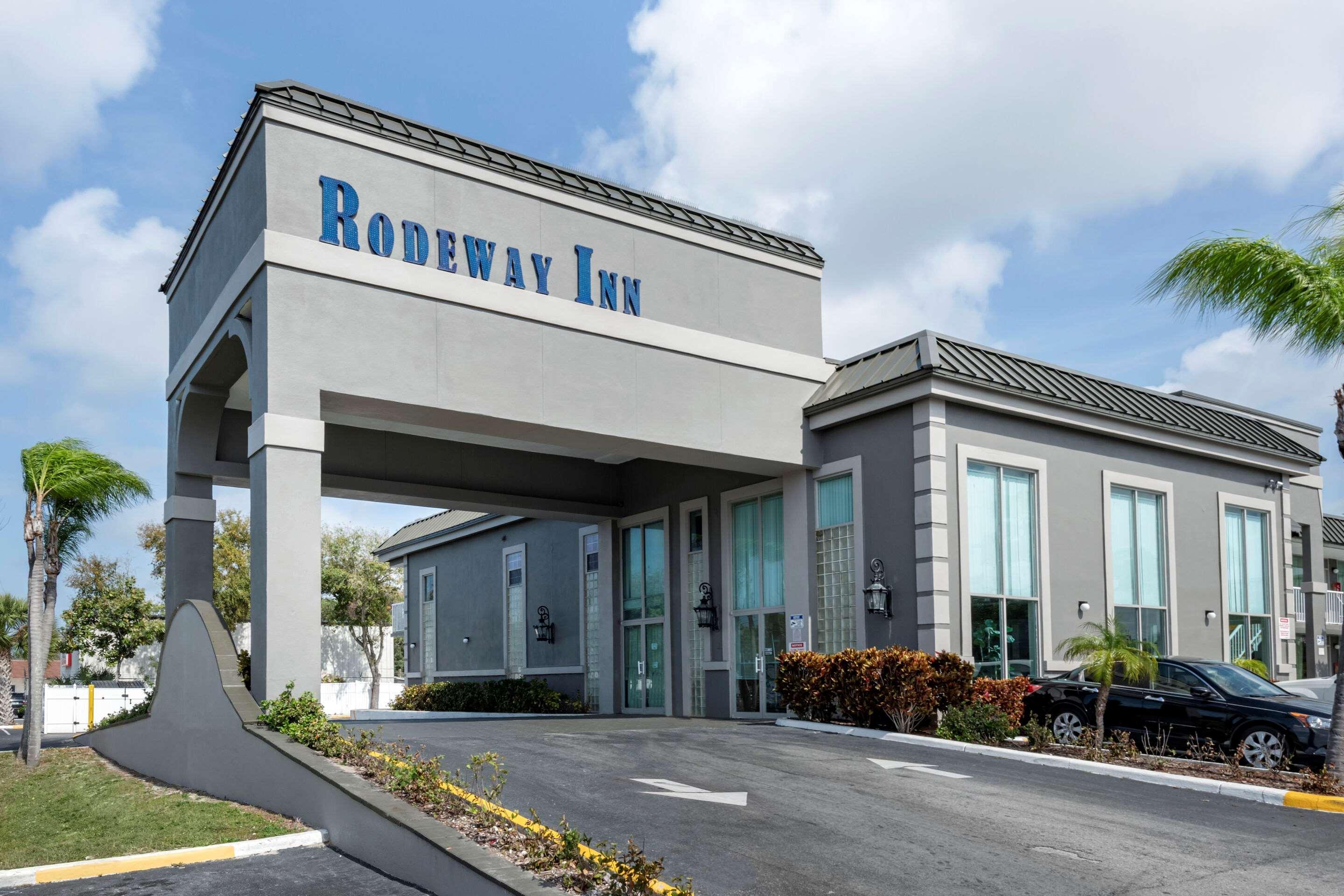 Rodeway Inn New Port Richey Bagian luar foto