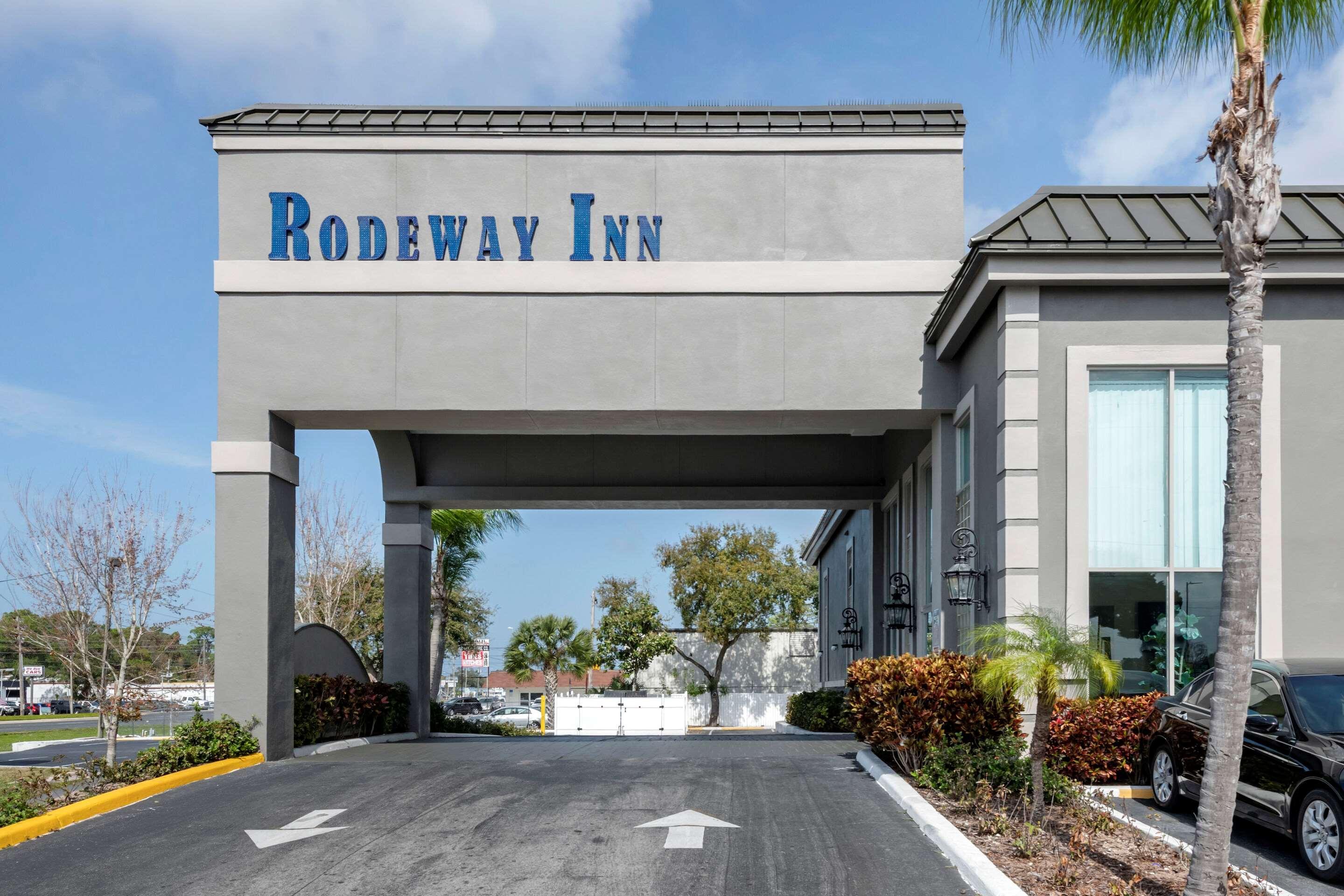 Rodeway Inn New Port Richey Bagian luar foto