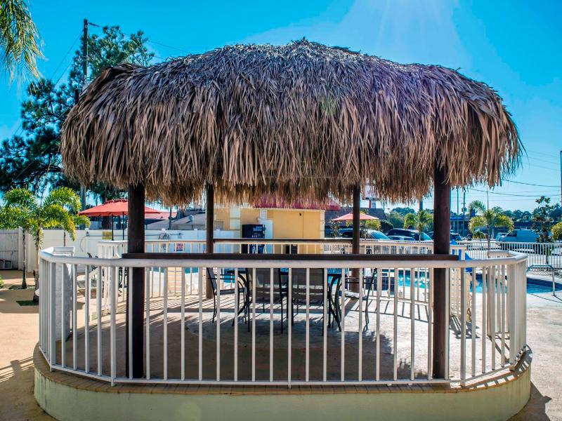 Rodeway Inn New Port Richey Bagian luar foto