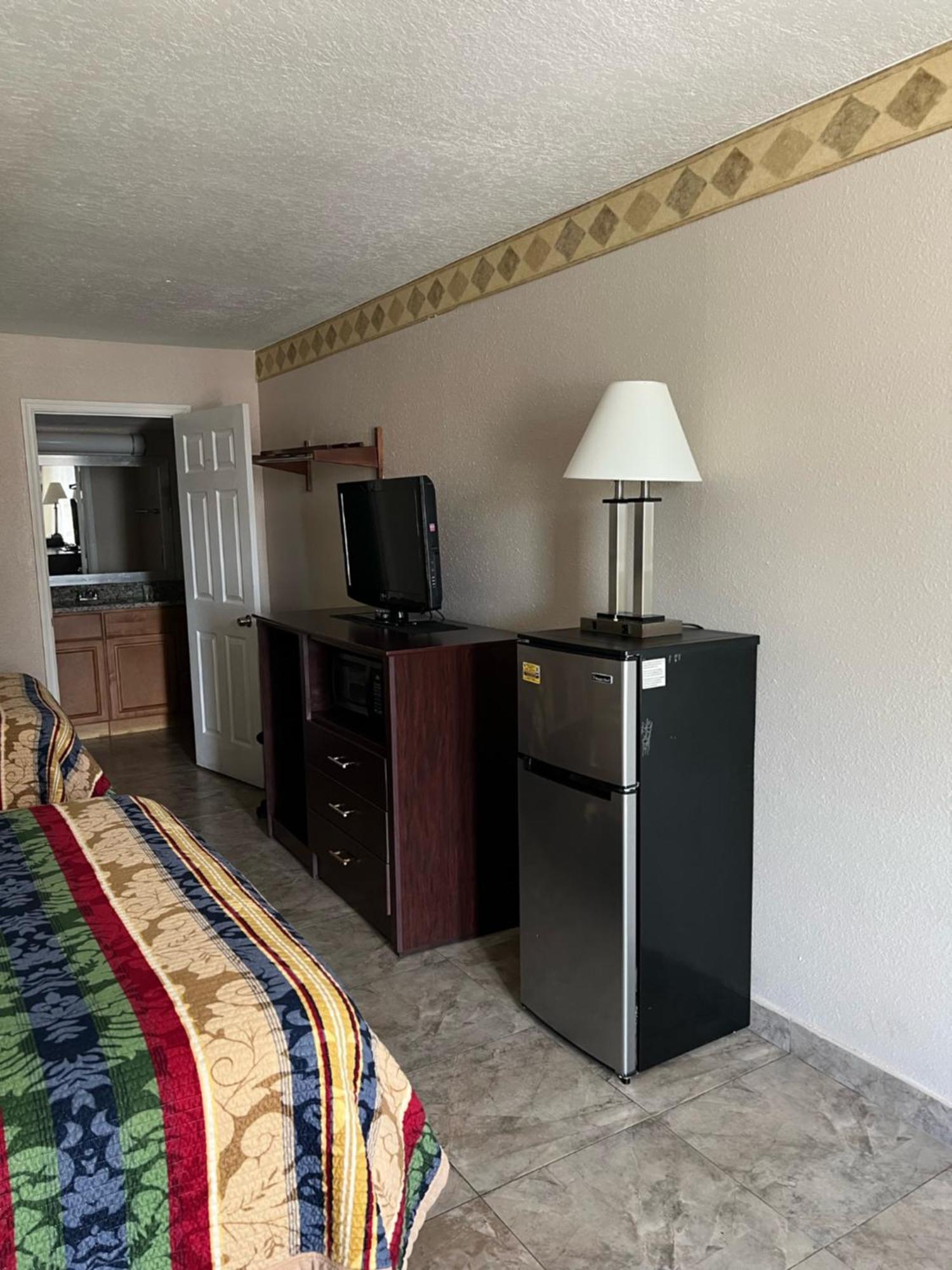 Rodeway Inn New Port Richey Bagian luar foto