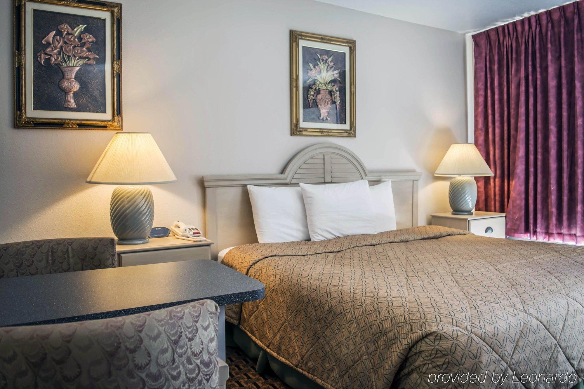 Rodeway Inn New Port Richey Bagian luar foto