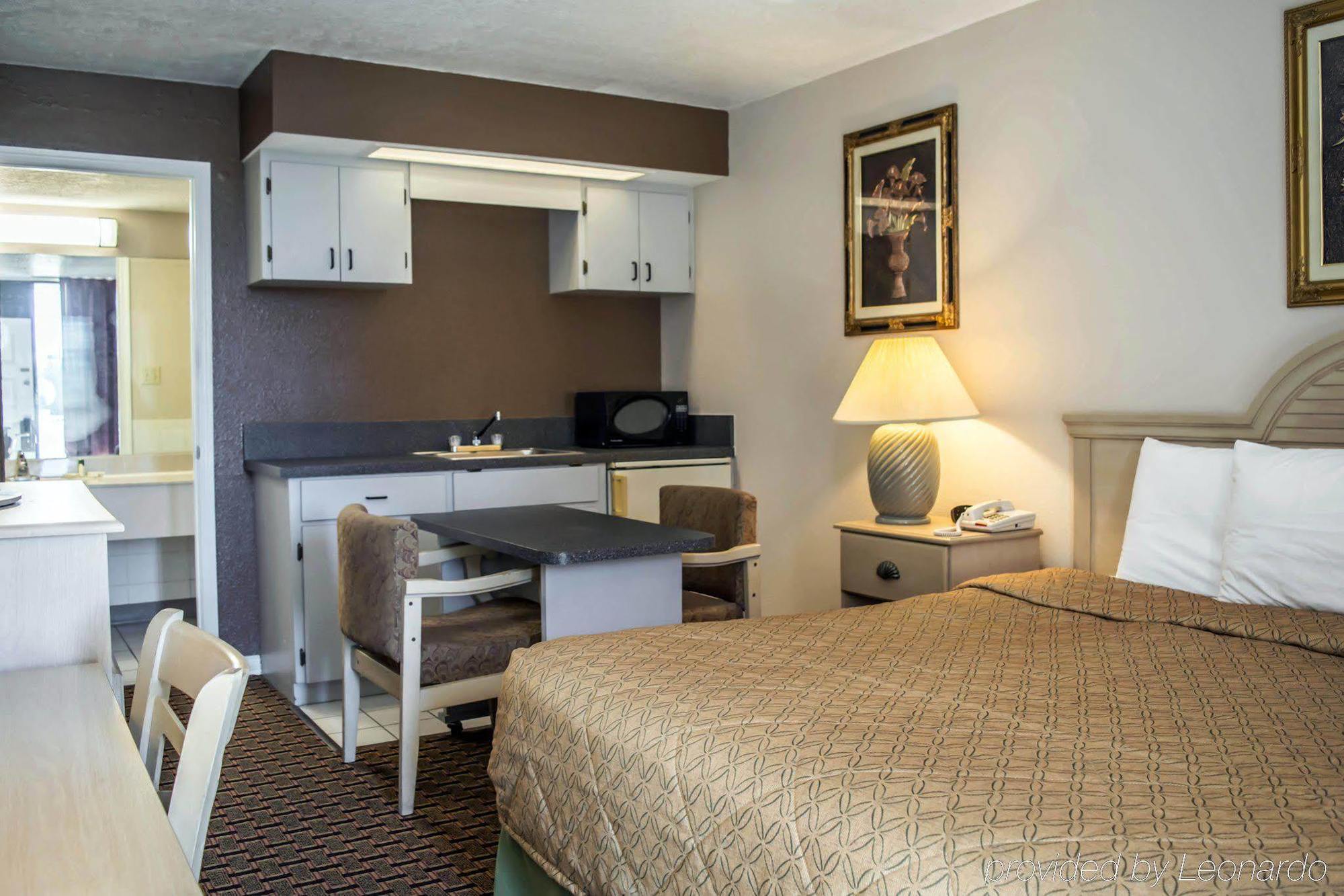 Rodeway Inn New Port Richey Bagian luar foto