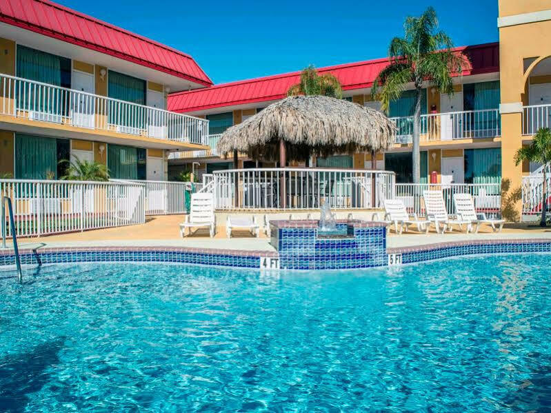 Rodeway Inn New Port Richey Bagian luar foto